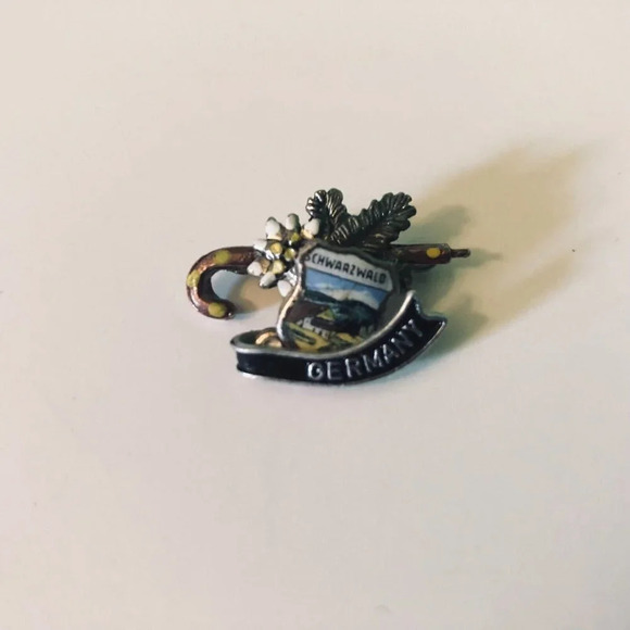 Vintage  Schwarzwald Germany Souvenir Pin German - Picture 8 of 12